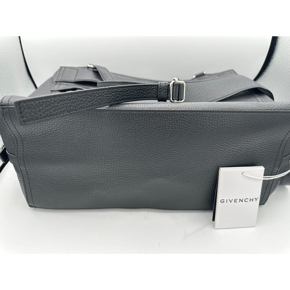 Givenchy Black Leather Pebble Textured Large Pandora Travel Bag - Picture 3 of 9